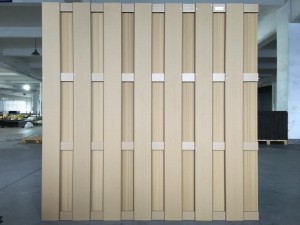 Tradycyjne ogrodzenie z solidnego, hurtowego, kompozytowego ekranu o wymiarach 150 x 8 mm, odpornego na warunki atmosferyczne kompozytowego ogrodzenia ogrodowego wpc